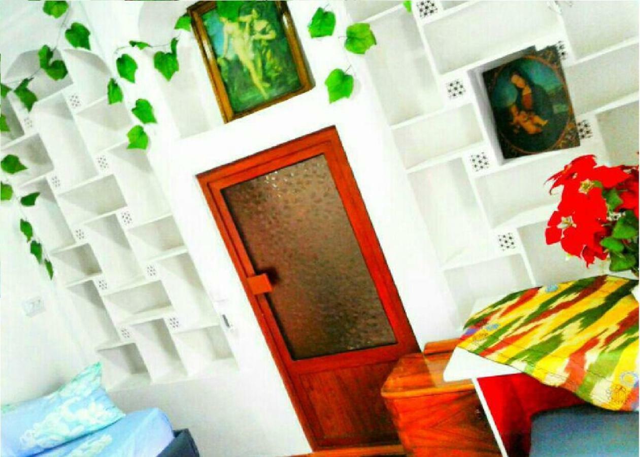 Hotel History à Boukhara Extérieur photo